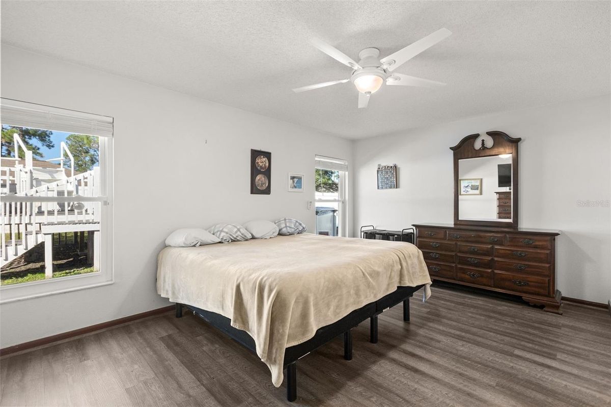 2232 home, photo 11